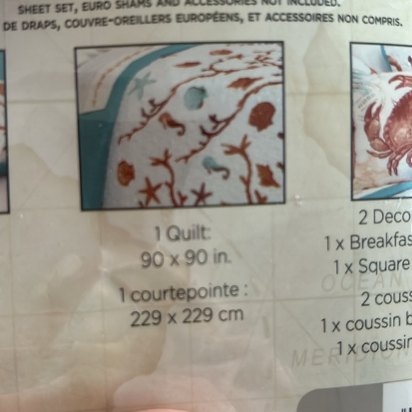 Azure 5 piece quilt set in a coral and sea life print. - Picture 4 of 7
